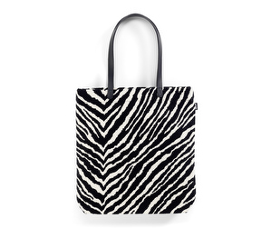 Zebra-kassi, mustavalkoinen